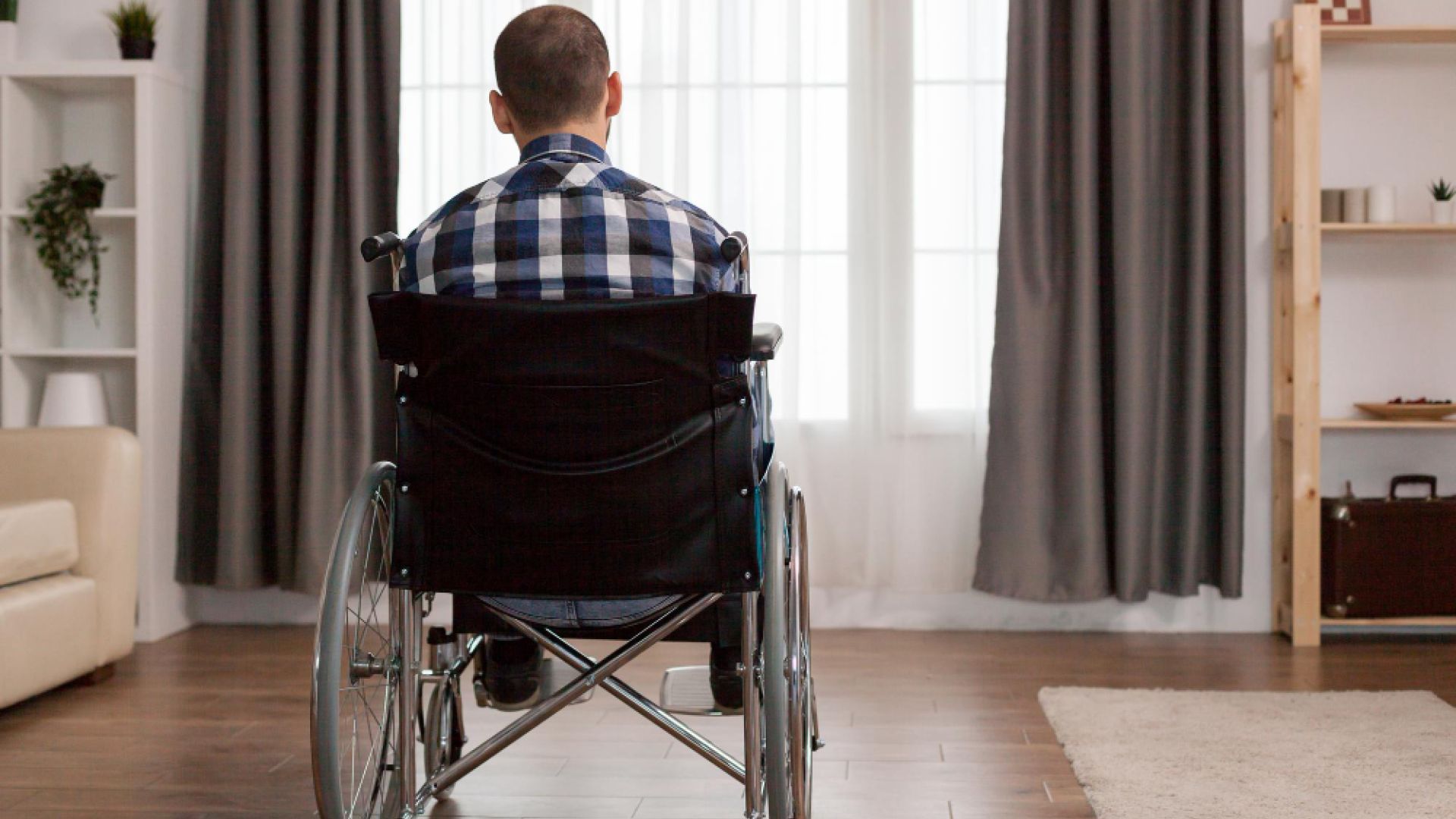 Covid-19, l&eacute;sion m&eacute;dullaire et isolement social